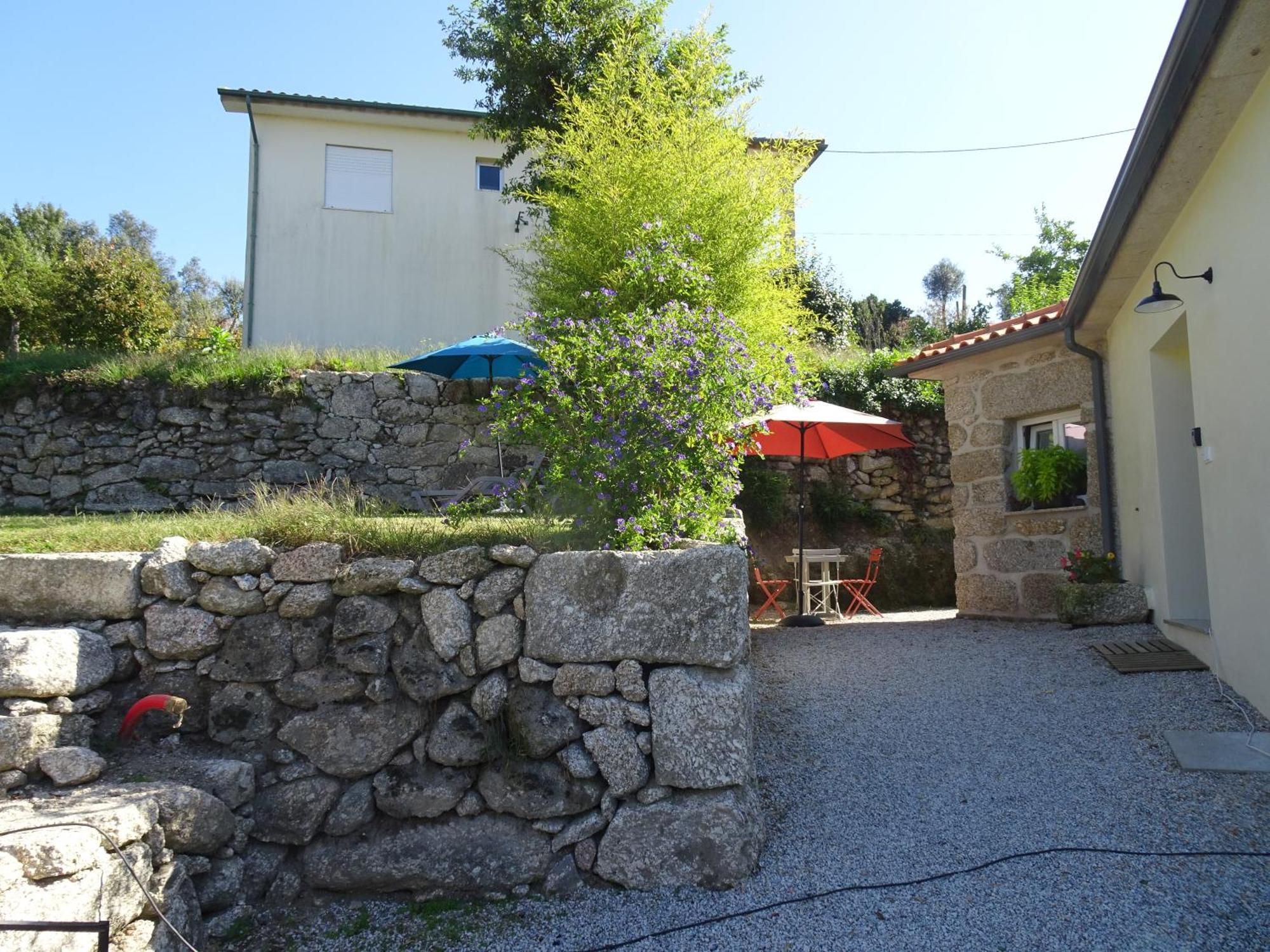 Bed and Breakfast A Casa Com 2 Pereiras Terras de Bouro Esterno foto